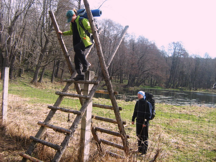 5_Přísně zakázané.jpg